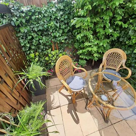 Dom Saski 10 Minut Od Centrum Warszawy Appartement Warschau