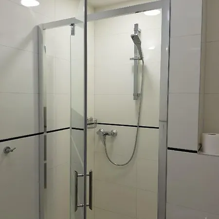 Dom Saski 10 Minut Od Centrum Warszawy Apartment