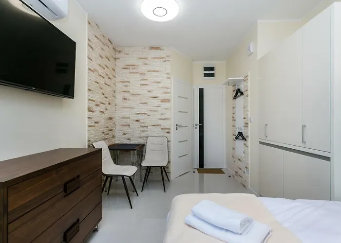 Dom Saski 10 Minut Od Centrum Warszawy * وارسو