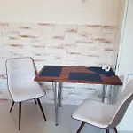 Dom Saski 10 Minut Od Centrum Warszawy Apartmán