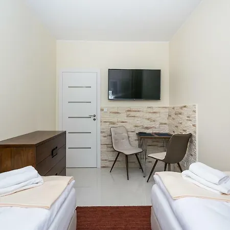 Dom Saski 10 Minut Od Centrum Warszawy * Varšava